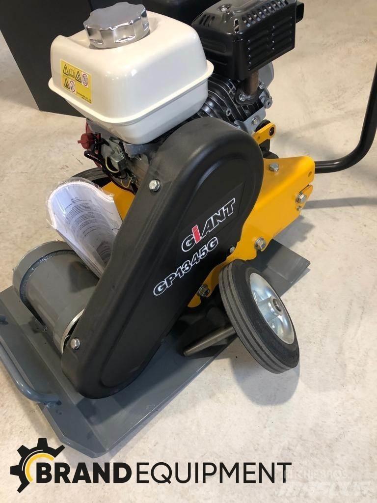 GiANT GP1345G Kompaktory