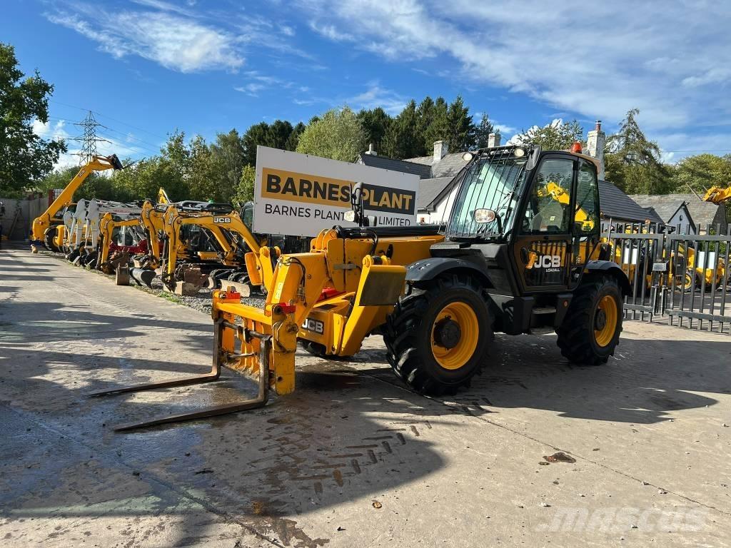 JCB 535-125 Hiviz Teleskopické manipulátory