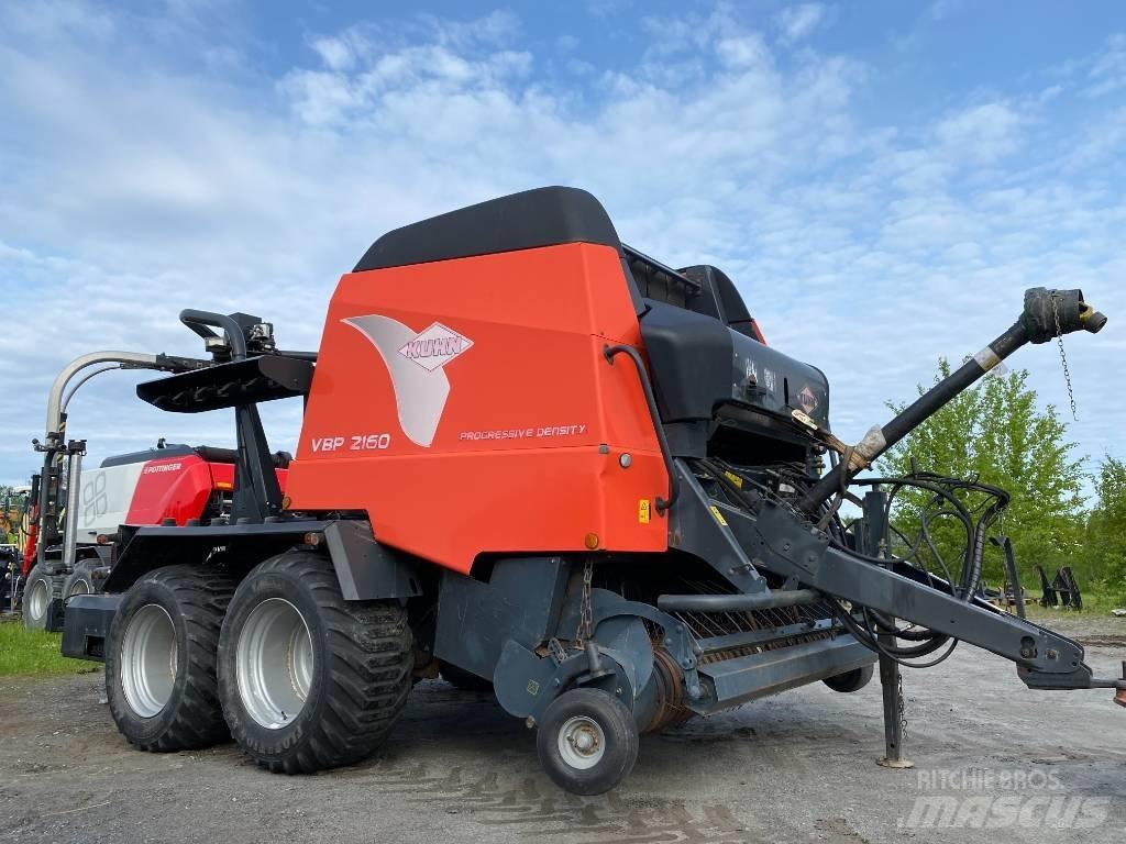 Kuhn VBP 2160 OC 23 Lis na válcové balíky