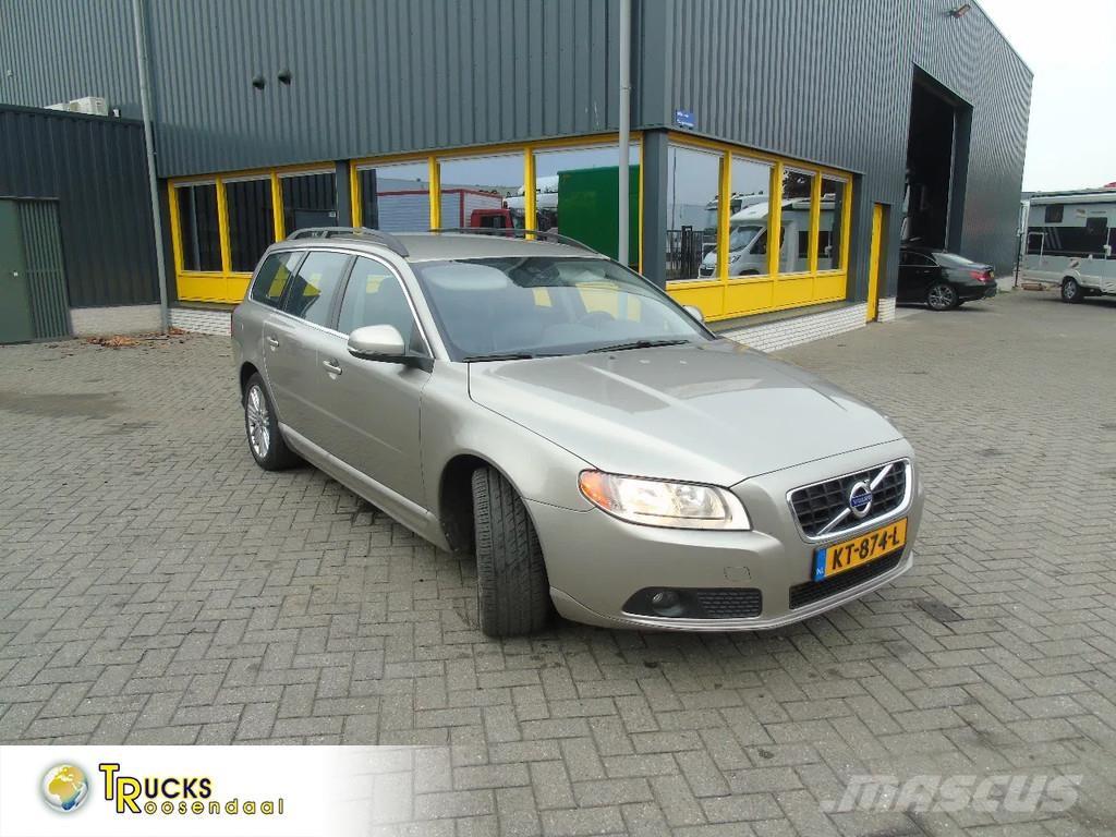 Volvo V70 + manual Osobní vozy