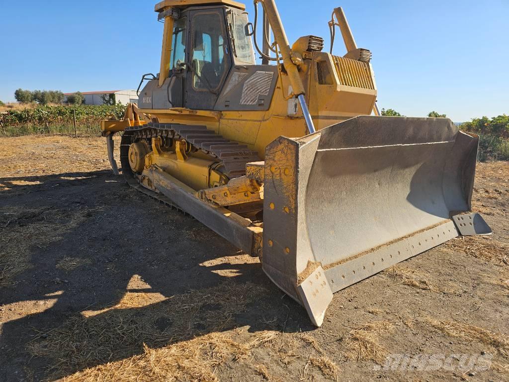 Komatsu D 65 EX 12 Pásové dozery