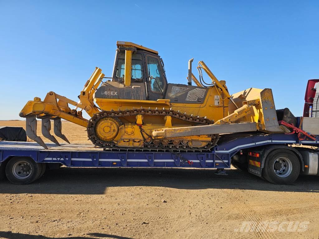 Komatsu D 65 EX 12 Pásové dozery