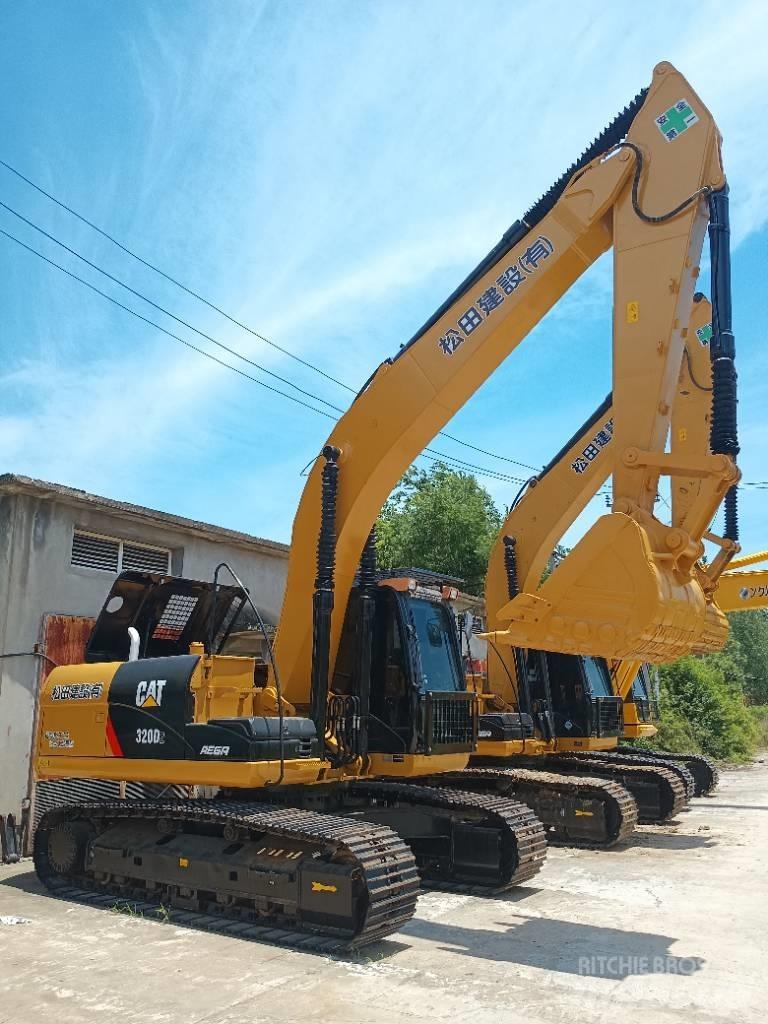 CAT 320 D2 Pásová rýpadla