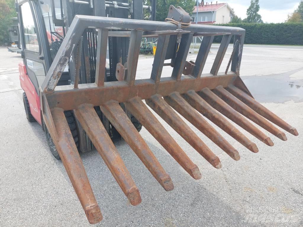  OMT Raivaustalikko Další nakladače, rypadla a příslušenství
