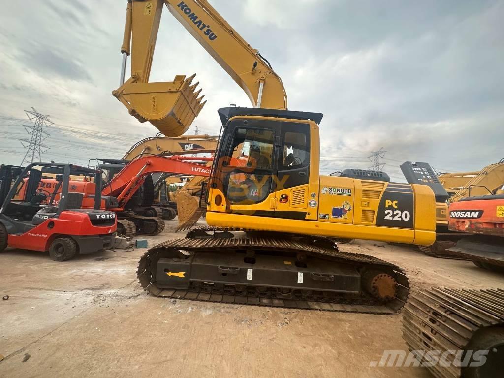 Komatsu PC 220-8 Pásová rýpadla