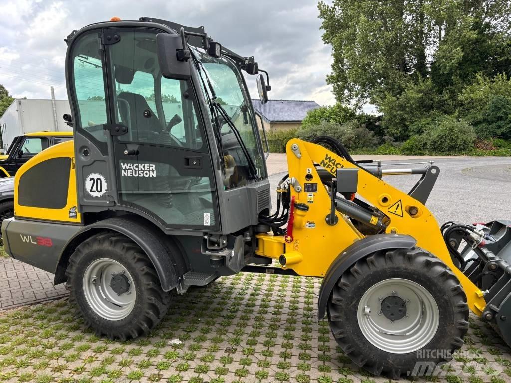 Wacker Neuson WL 38 Kolové nakladače