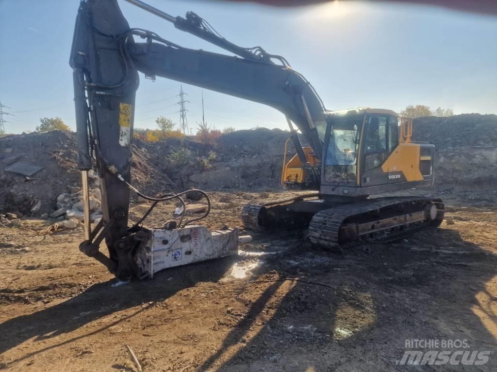 Volvo EC 220 E Pásová rýpadla