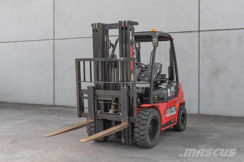 Manitou MI 30 D Dieselové vozíky