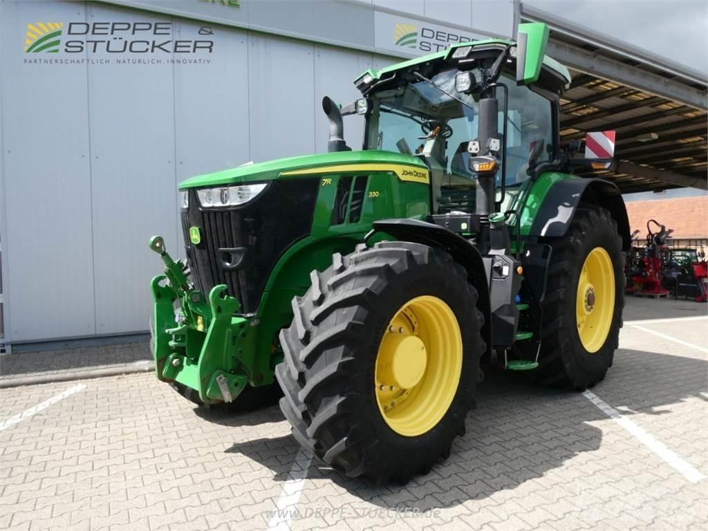 John Deere 7R 330 Traktory