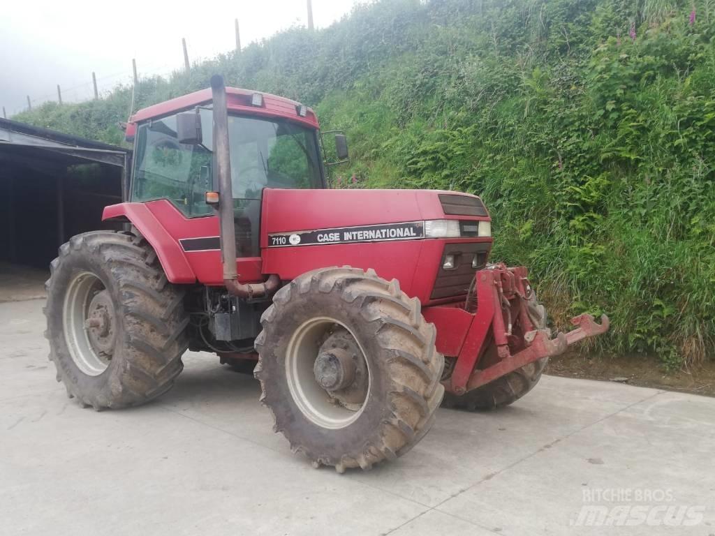 CASE 7110 Traktory