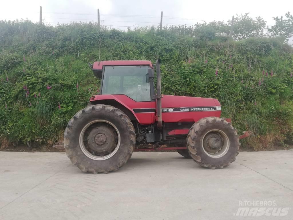 CASE 7110 Traktory