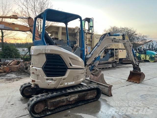 Bobcat E 27 Mini rýpadla < 7t
