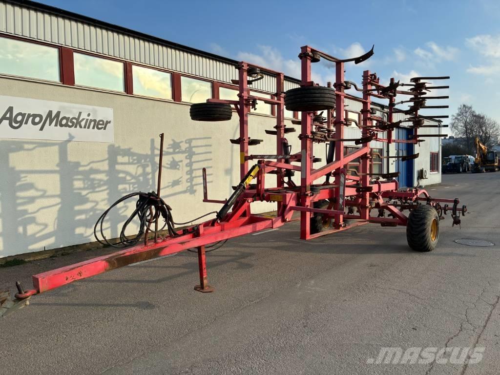 Väderstad Cultus CS Kultivátory