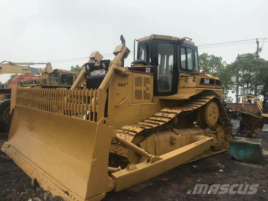 CAT D 6 R Pásové dozery