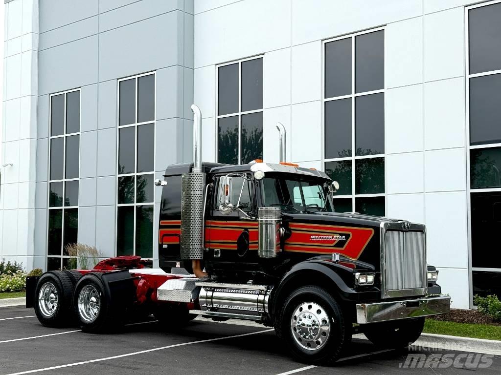 Western Star 4900 SF Tahače