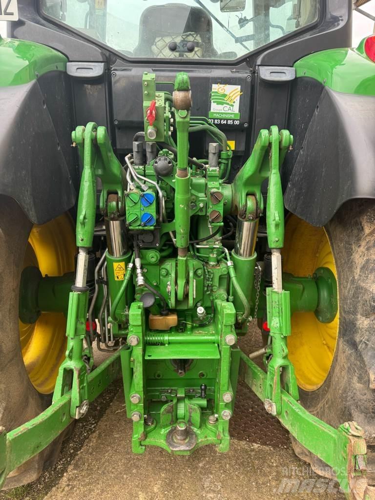 John Deere 6155M Traktory