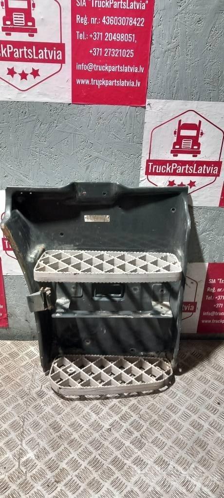 Scania R 440   1854228 Kabiny a interiér