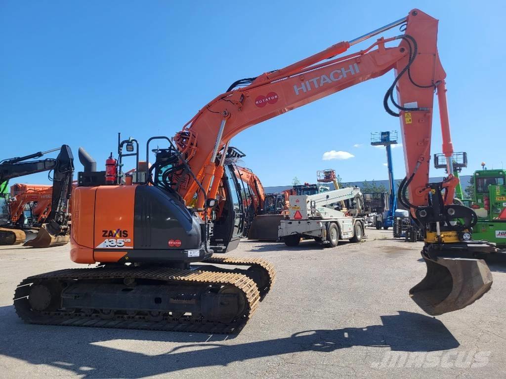 Hitachi ZX 135 US-6 Pásová rýpadla