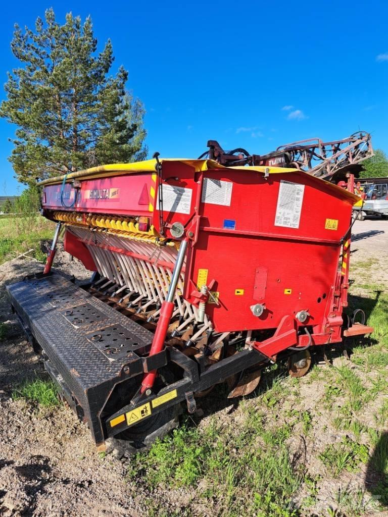 Junkkari St 300 Mechanické secí stroje