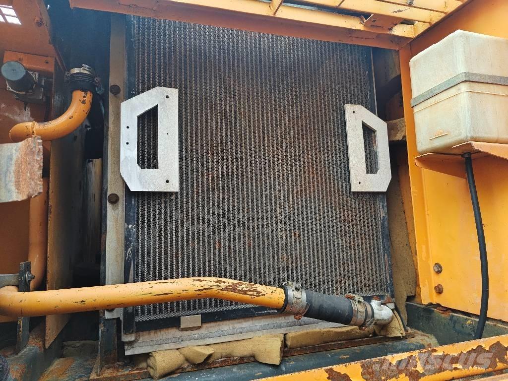 Hyundai R305LC-7 Pásová rýpadla