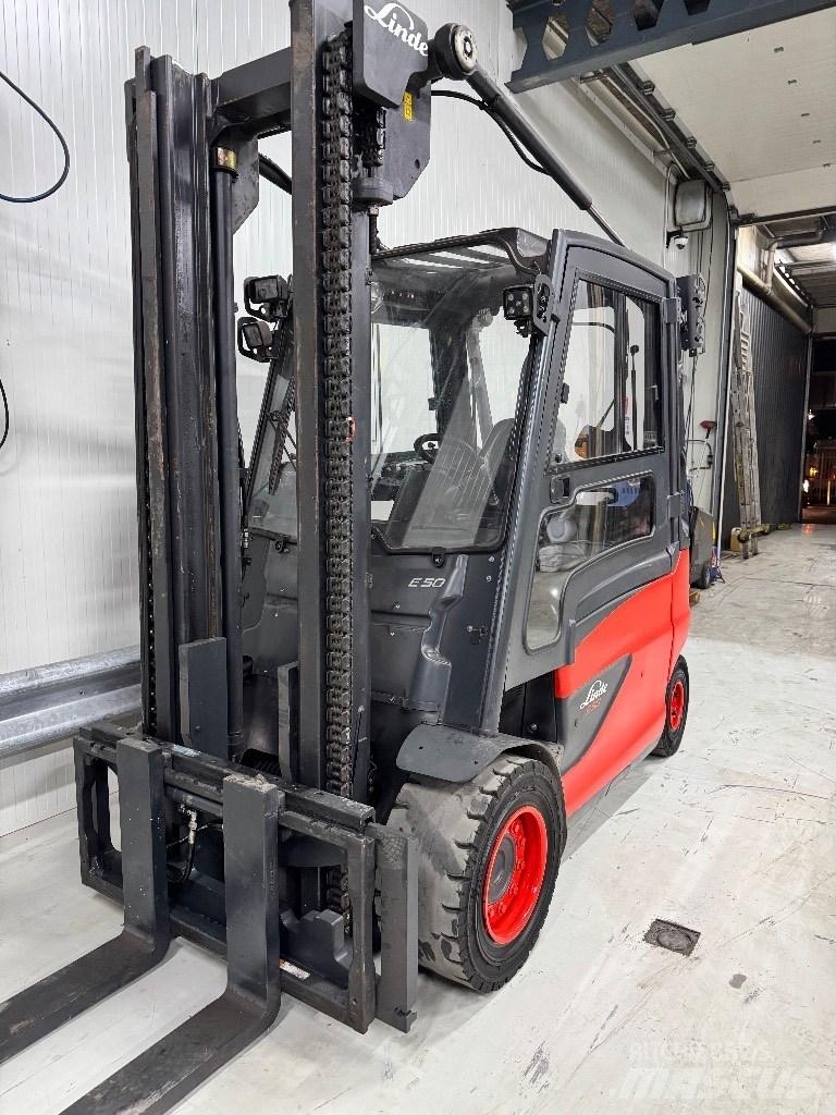 Linde E 50 Akumulátorové vozíky