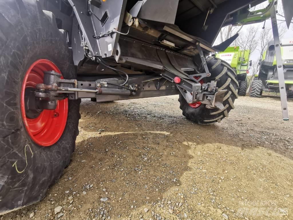CLAAS Lexion 650 Sklízecí mlátičky