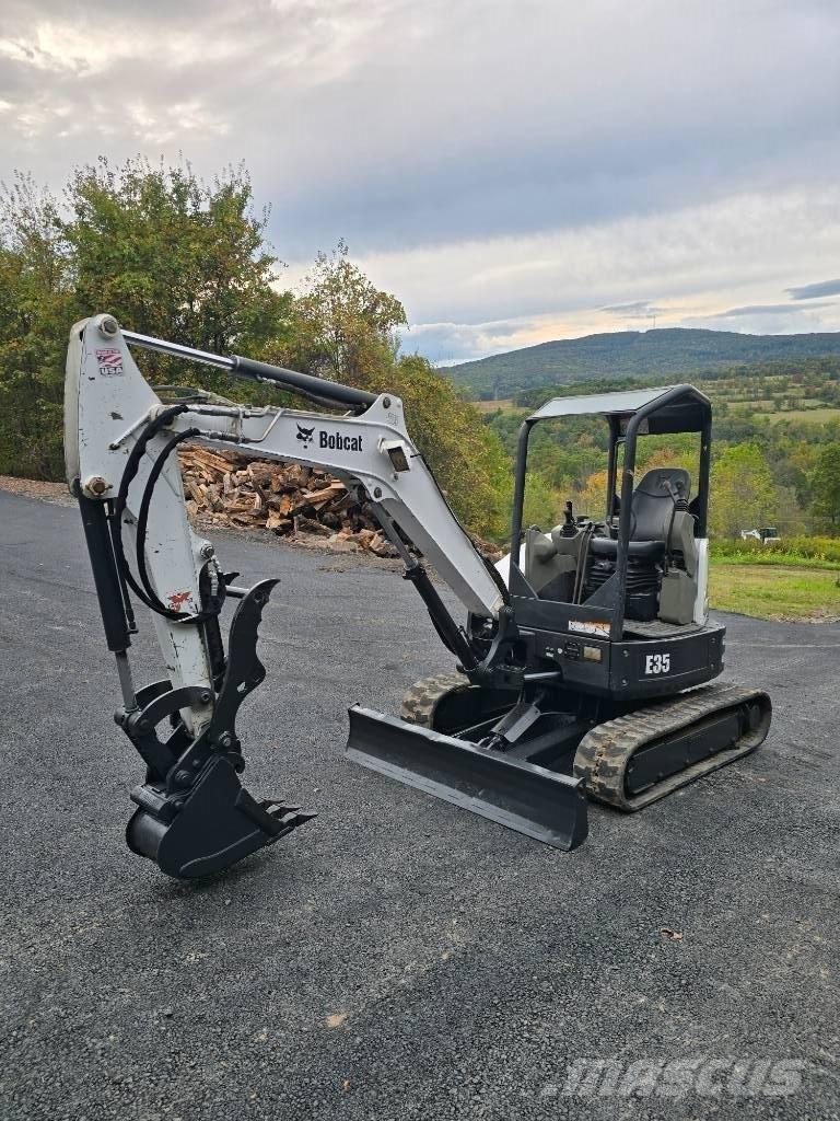 Bobcat E 35 Mini rýpadla < 7t