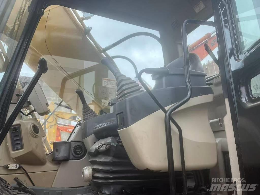 CAT 325C Pásová rýpadla