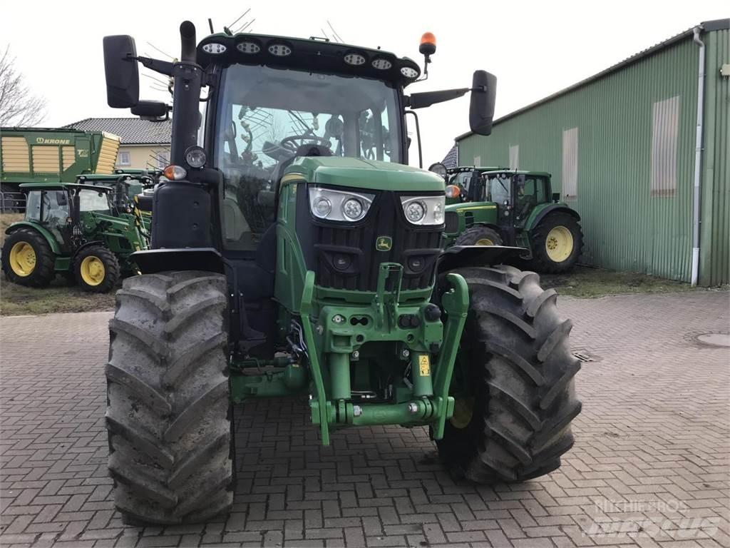 John Deere 6R 140 Traktory