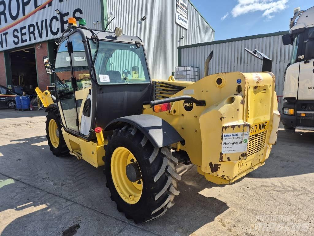 New Holland LM1445 Teleskopické manipulátory