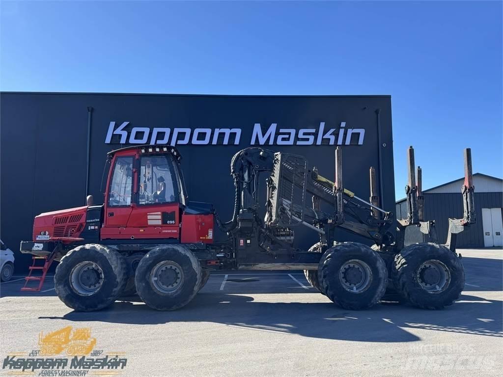 Komatsu 895 Vyvážecí traktory