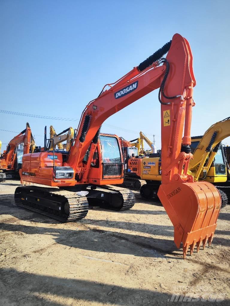 Doosan 150lc Pásová rýpadla