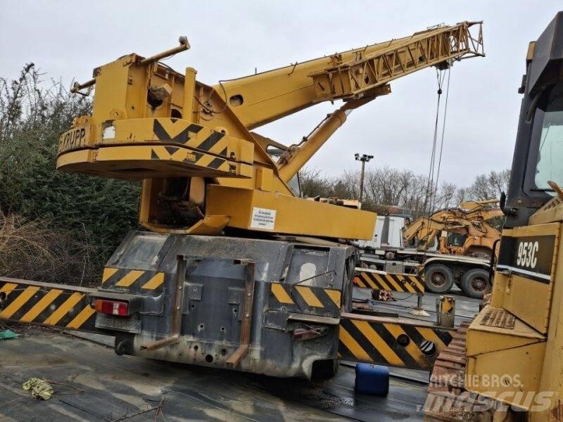 Krupp KMK 3040 Univerzální terénní jeřáby