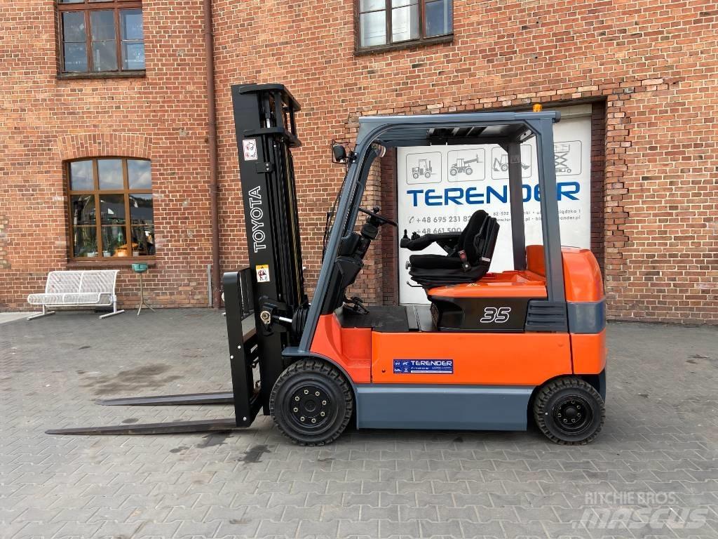 Toyota 7FBMF35 Akumulátorové vozíky