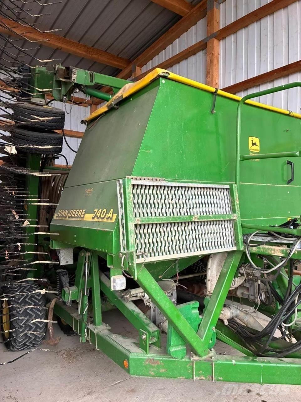 John Deere 740 A Mechanické secí stroje