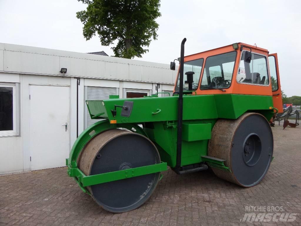 Hamm HW 90-10 Tandemové válce