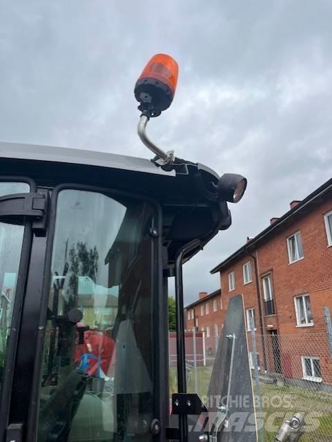 Massey Ferguson 4708 Traktory