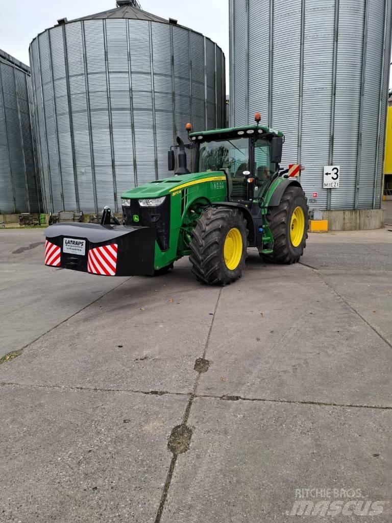 John Deere 8370 R Traktory