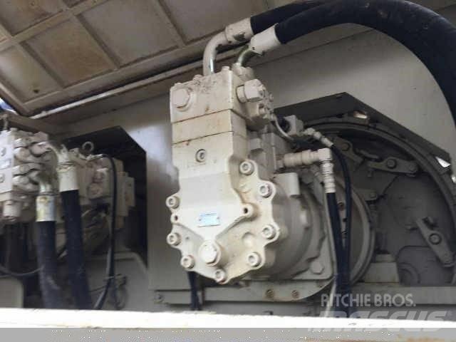 Terex HC 110 Pásové jeřáby