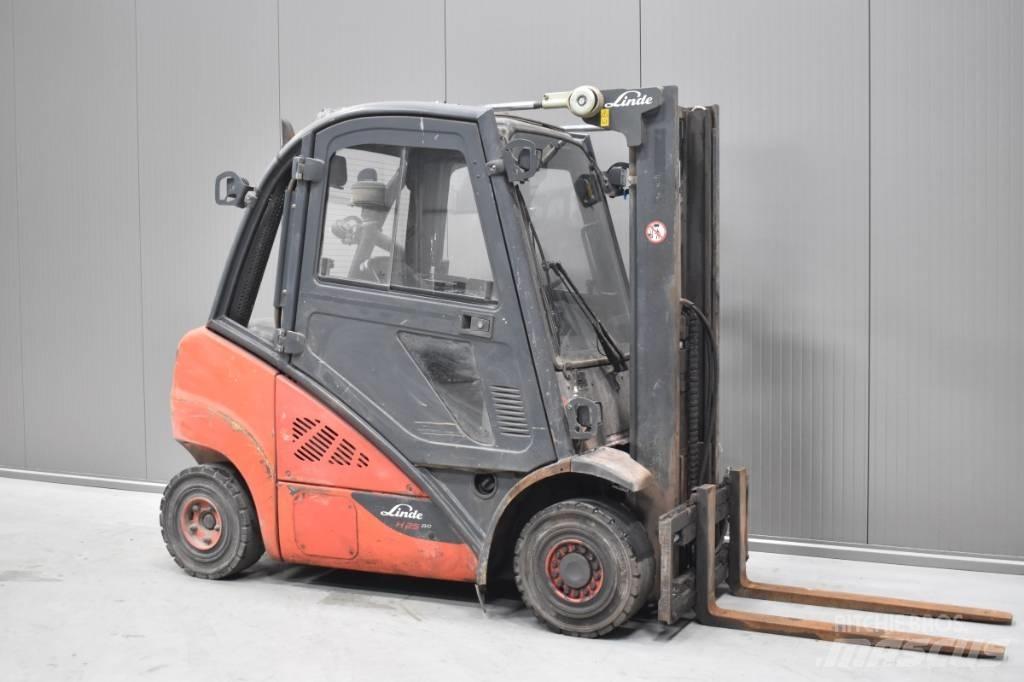 Linde H 25 D - 02 Dieselové vozíky