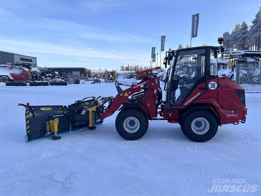 Weidemann 1390 Smykem řízené nakladače