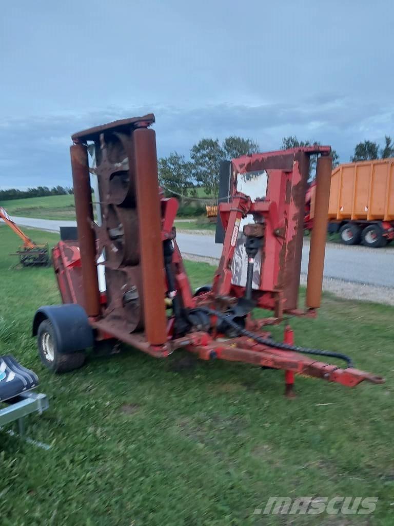 Trimax G2 493 DL Sekačky namontované a tažené