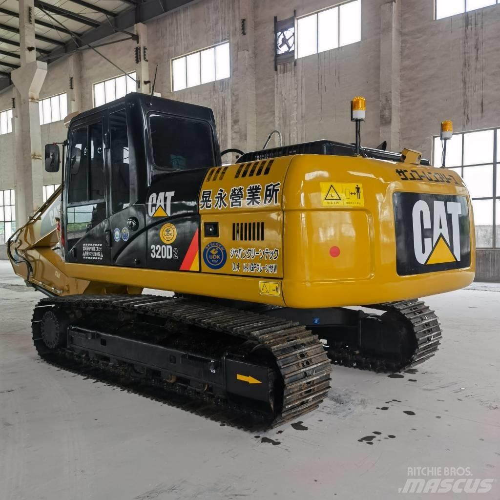 CAT 320 D2 Pásová rýpadla