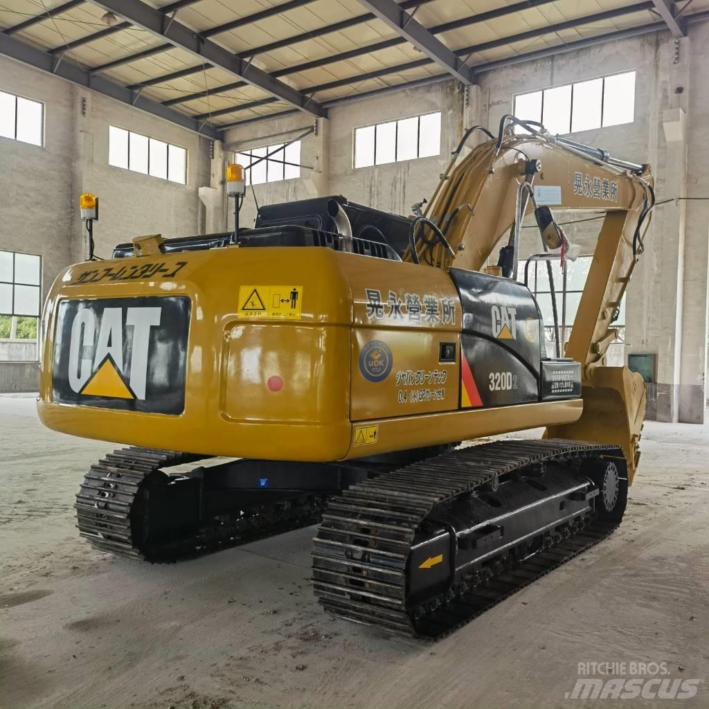 CAT 320 D2 Pásová rýpadla