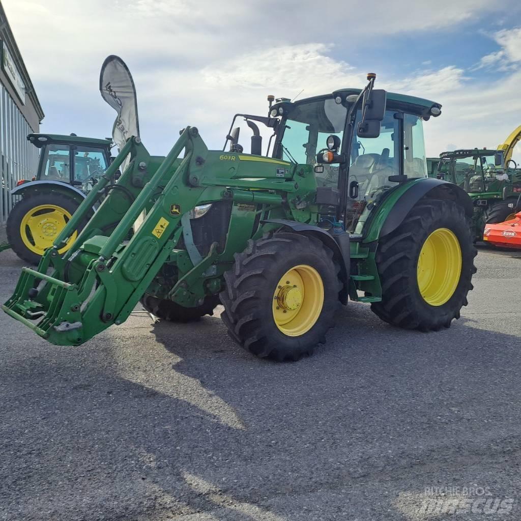 John Deere 5100 R Traktory
