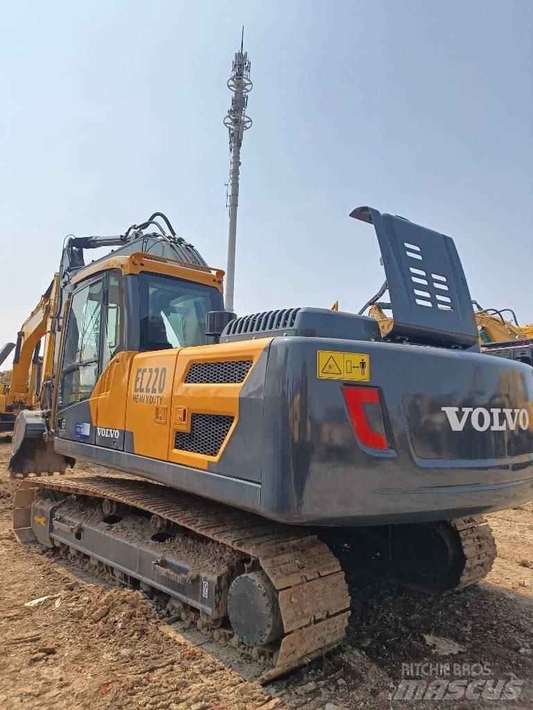 Volvo EC 220 Pásová rýpadla