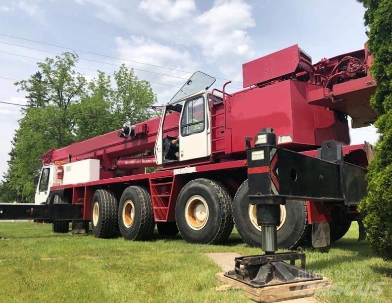 Grove GMK 5130 Univerzální terénní jeřáby