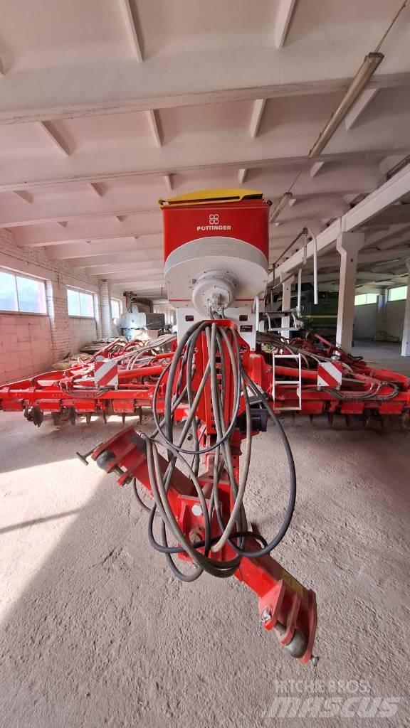 Pöttinger TerraSem Mechanické secí stroje