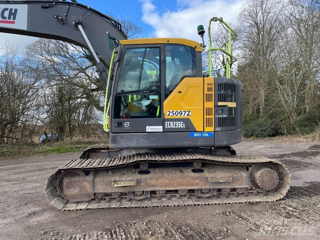 Volvo ECR 235 Pásová rýpadla