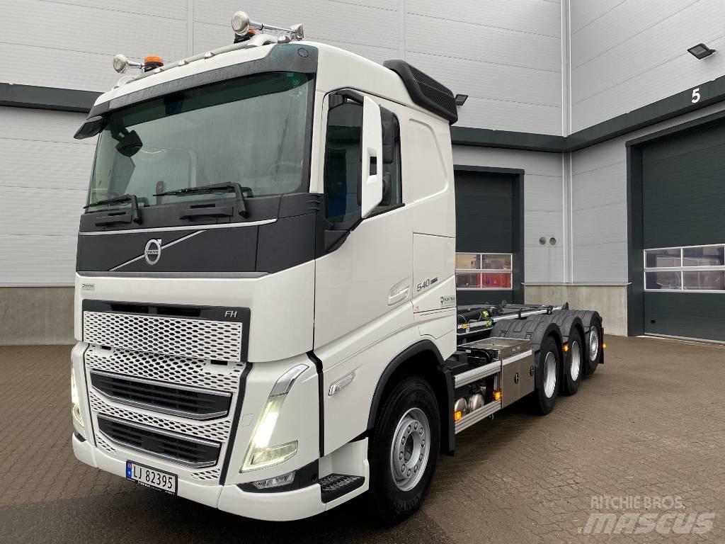 Volvo FH540 Tridem Hákový nosič kontejnerů